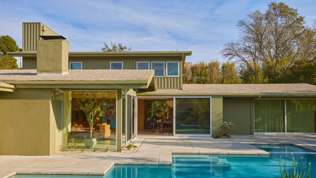 Explore a Chic Green Home Soaring in Laurel Canyon Hills
