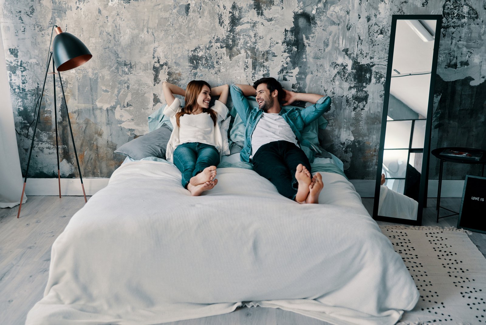 Viral 'Really Tall' Couple's Unique Bedroom Design Inspires Curiosity